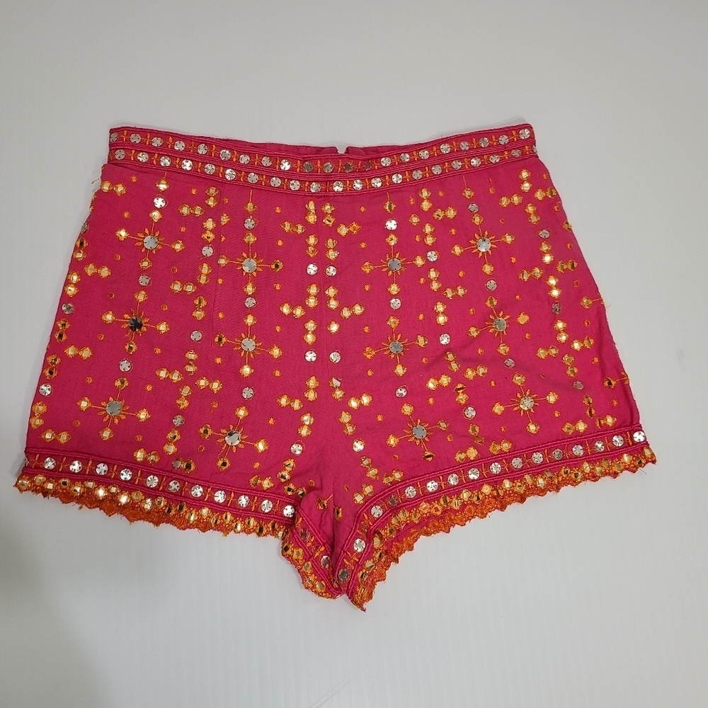 ZARA SHORTS WITH EMBROIDERY FUCHIA COLOR | 7521/254/630 Xs - Picture 6 of 14